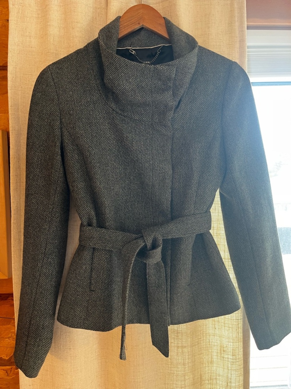 H&M wool blend Charcoal Textured Belted Coat Size 6